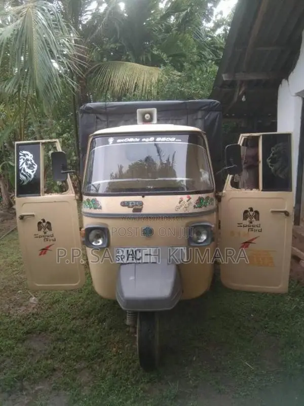 Piaggio Ape 2003 Three Wheel (Used)