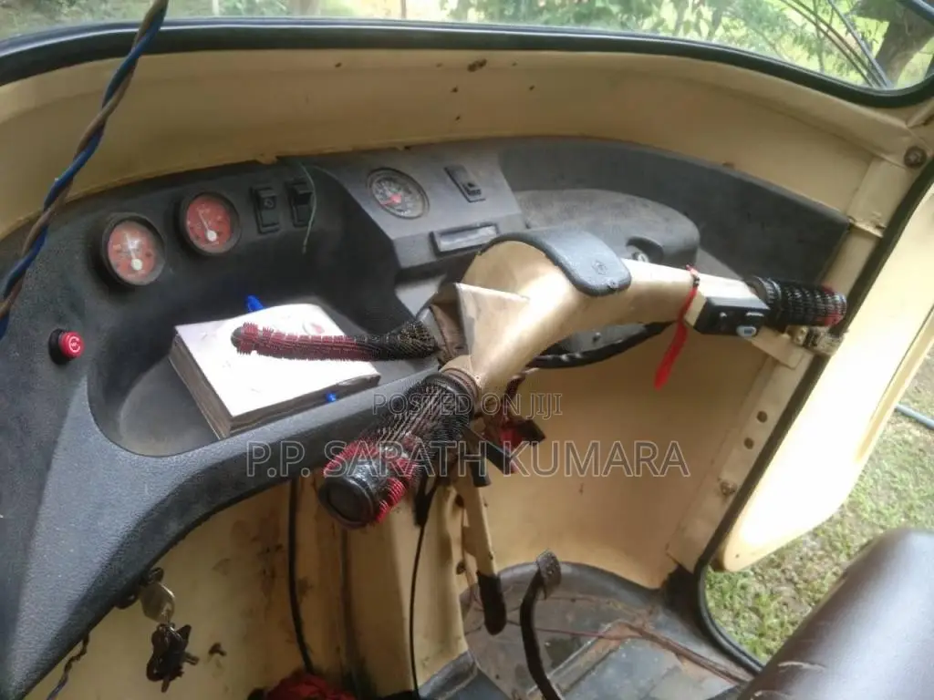Piaggio Ape 2003 Three Wheel (Used)