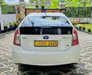 Toyota Prius W30 Limited Edition 2015 Car (Used)