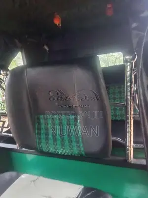 Bajaj 4 Stroke 2015 Three Wheel (Used)
