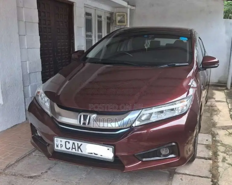 Honda Grace 2015 Car (Used)