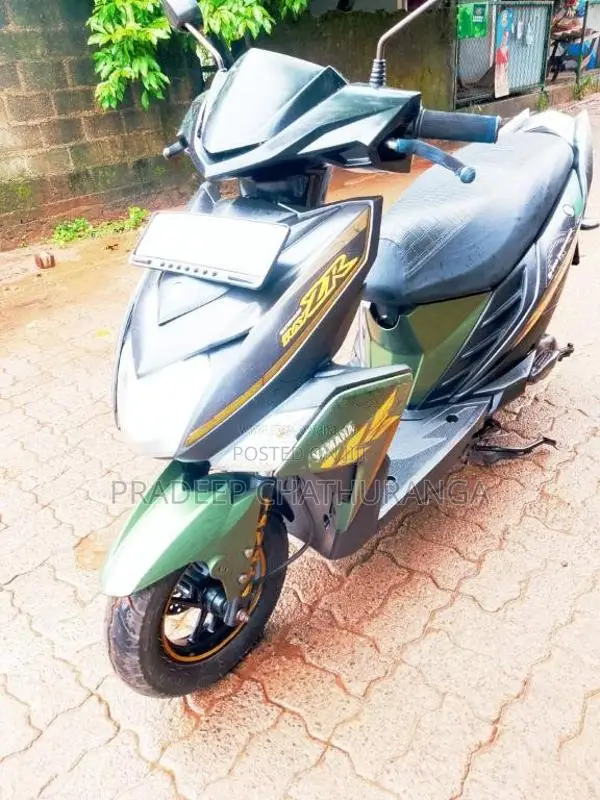 Yamaha ZR 2017 Motorbike (Used)