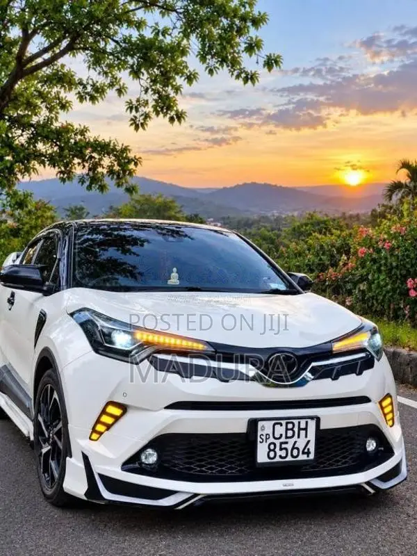 Toyota CHR 2019 SUV (Used)