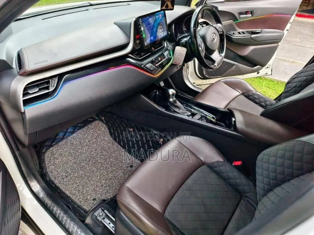 Toyota CHR 2019 SUV (Used)