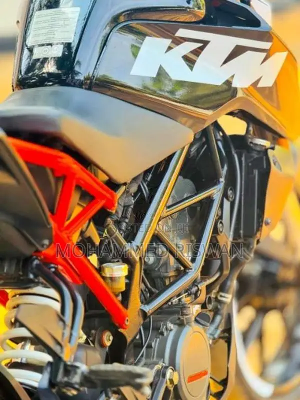 Bajaj KTM 2020 Motorbike (Used)