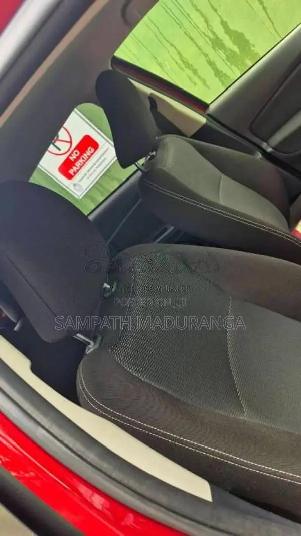 Toyota Vitz 2019 Car (Used)