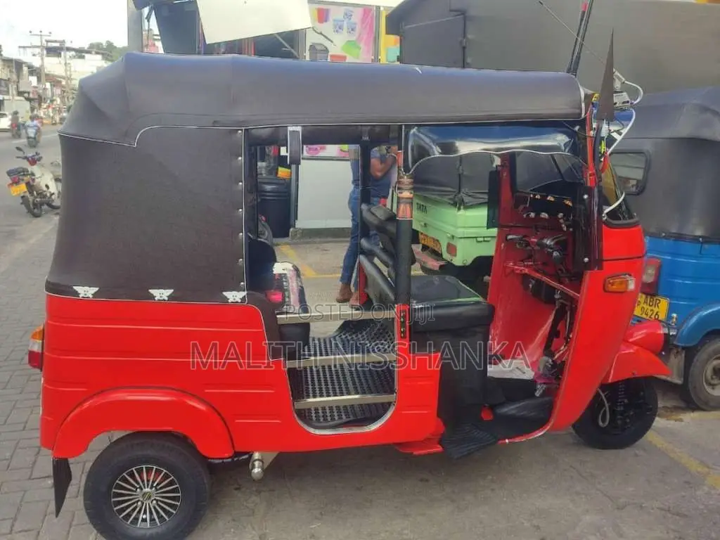 Bajaj 2 Stroke 1986 Three Wheel (Used)
