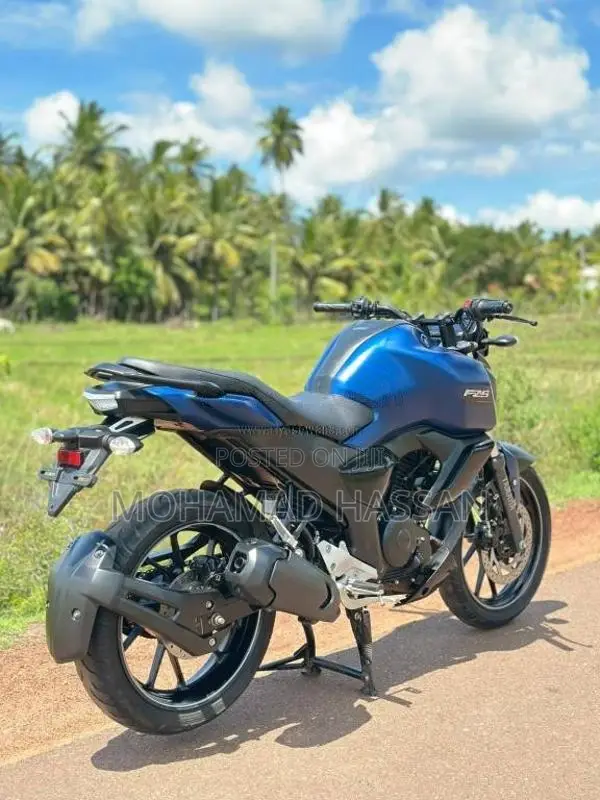 Yamaha FZ V4 2025 Motorbike (Used)