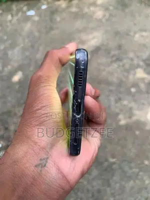 Samsung Galaxy S21 FE (Used)