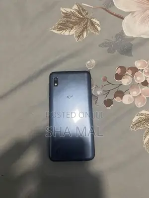 Samsung Galaxy A10 (Used)