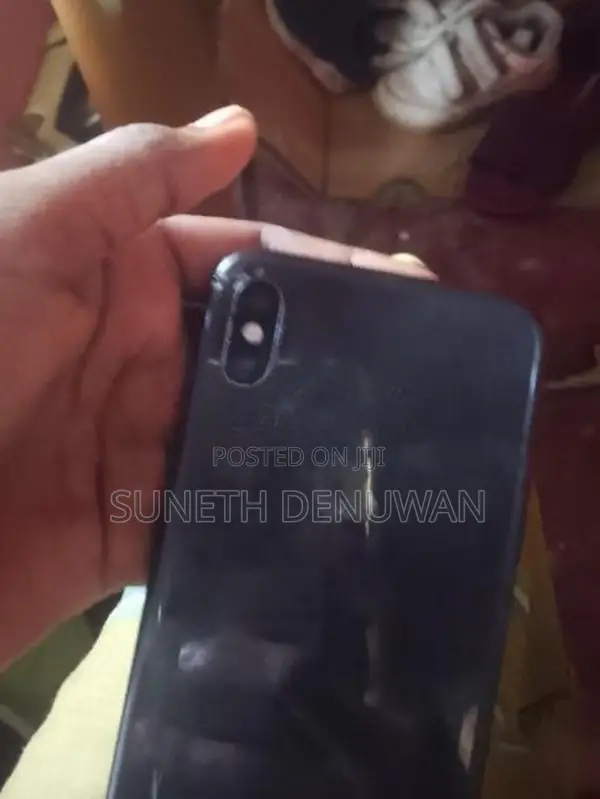 Apple iPhone X (Used)