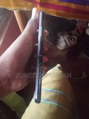Apple iPhone X (Used)