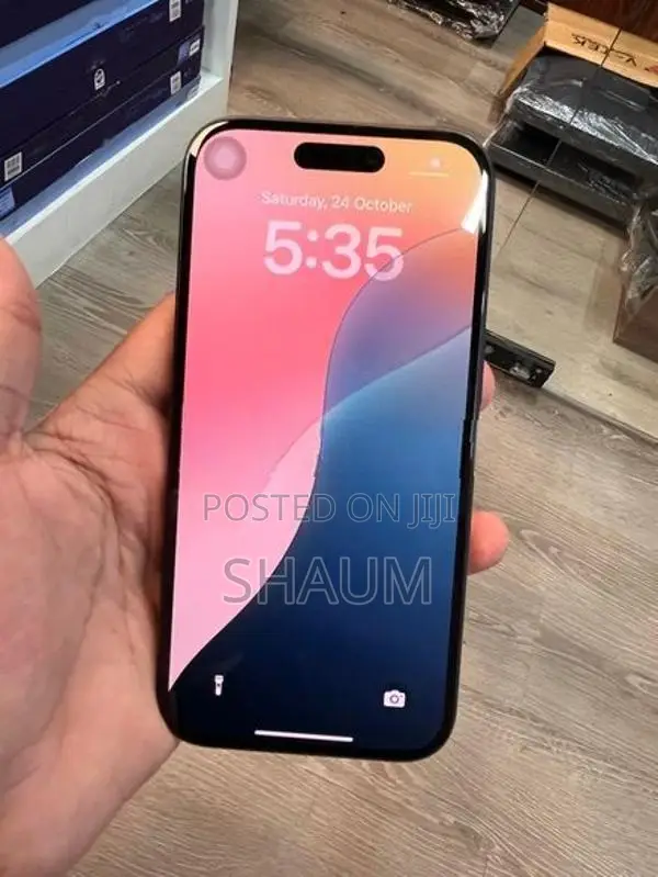 Apple iPhone 15 (Used)