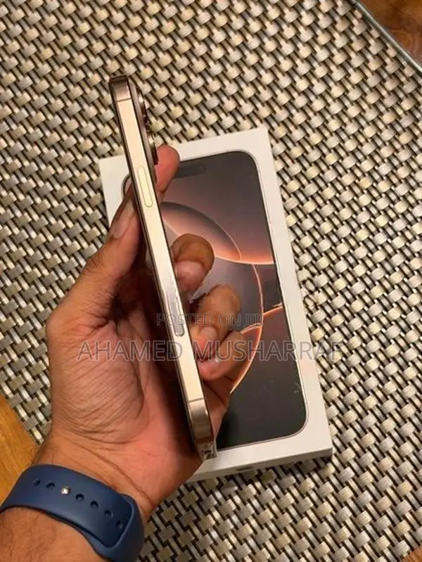 Apple iPhone 16 Pro Max (Used)