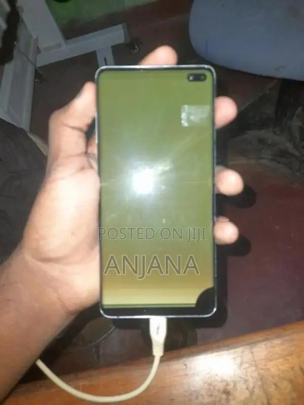 Samsung Galaxy S10 Plus (Used)