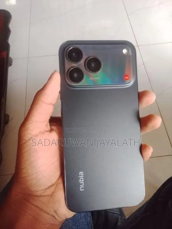 ZTE nubia (Used)