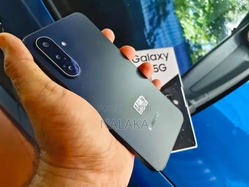 Samsung Galaxy A17 (Used)