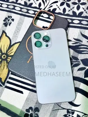 Apple iPhone 15 Pro Max (Used)
