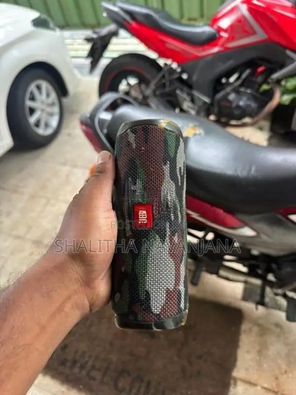 JBL Flip 5