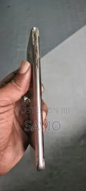 Samsung Galaxy S7 Edge (Used)