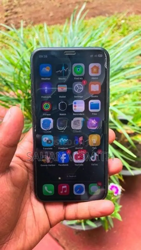 Apple iPhone 11 Pro (Used)