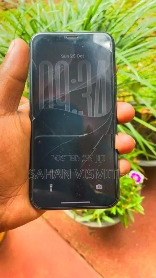Apple iPhone 11 Pro (Used)