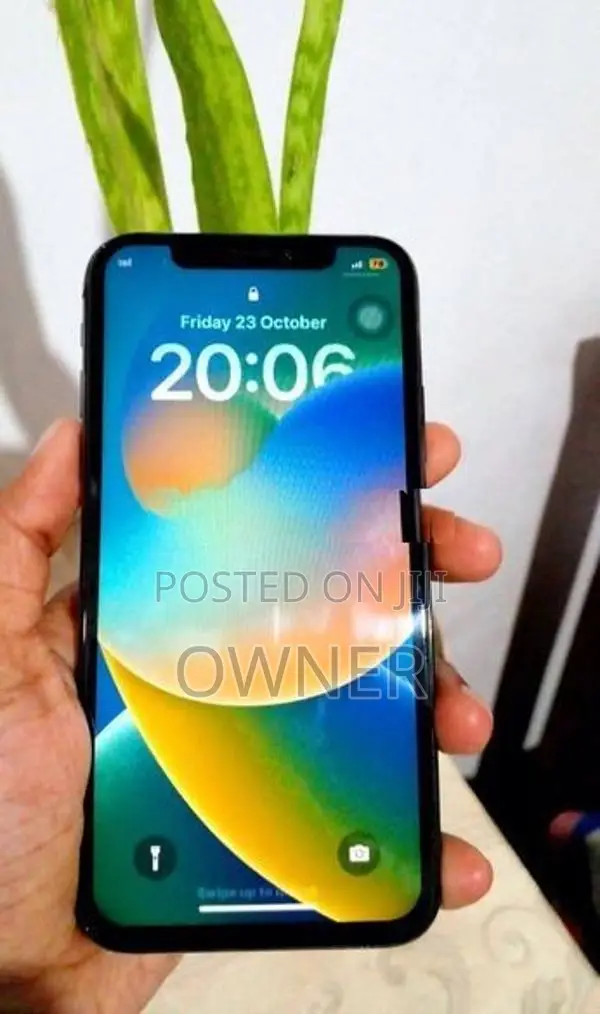 Apple iPhone XS (Used)