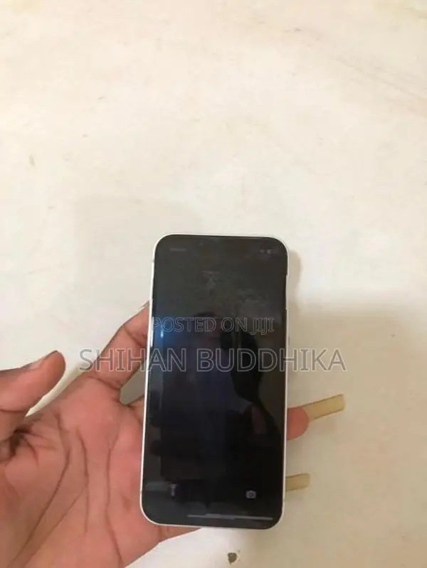 Apple iPhone 13 mini (Used)