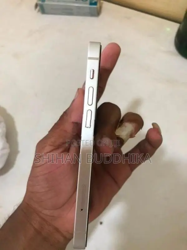 Apple iPhone 13 mini (Used)