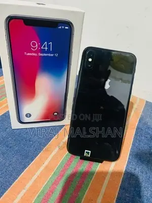 Apple iPhone X (Used)