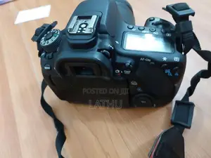Canon 80D
