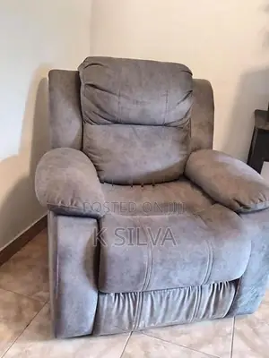 Damro Lismore Single Seater Recliner