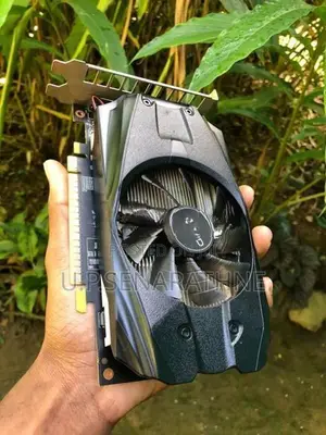 Nvidia GTX 1050 2GB Graphics Card එකක්