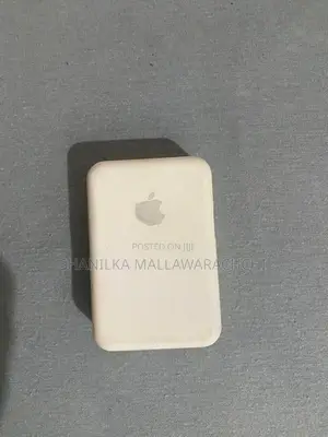 Apple MagSafe Battery Pack