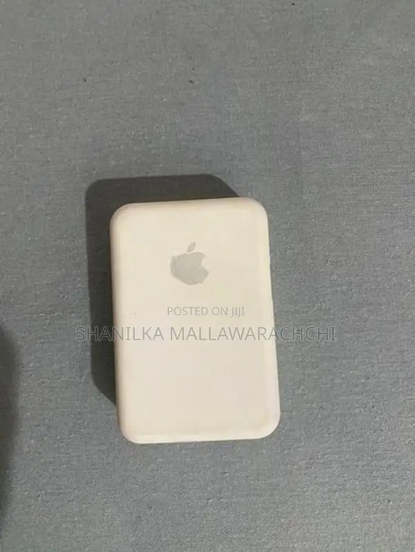 Apple MagSafe Battery Pack