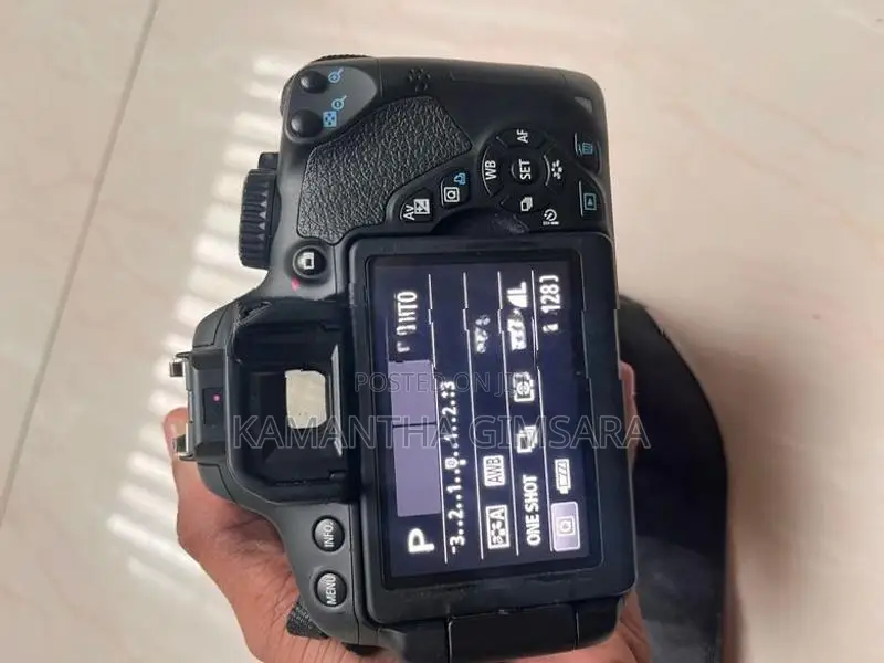 Canon DSLR eos 650 D