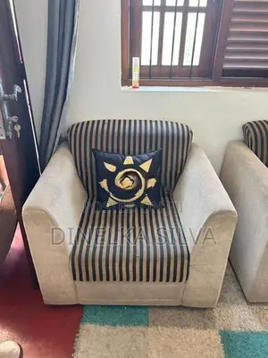 Lionco Sofa Set