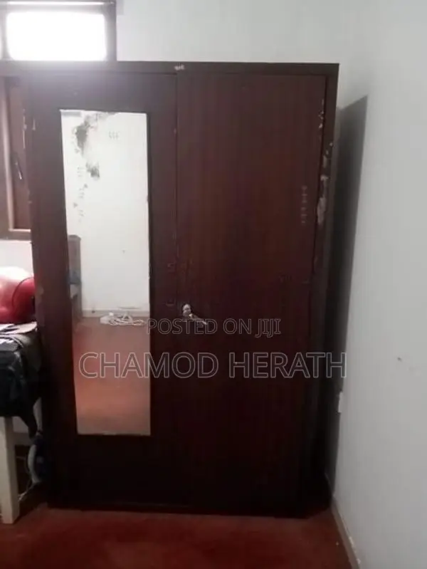 දොර දෙකේ වානෙ අල්මාරිය