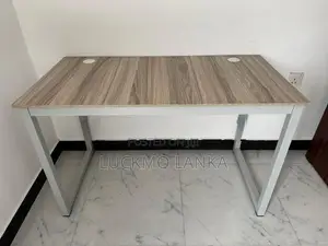 New 4 X 2 Computer Table Finishing (Qqq11)