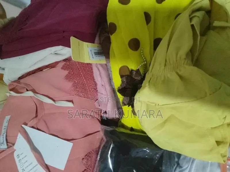 ඇඳුම් තොගයක්