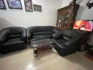 Damro Sofa Set With Table
