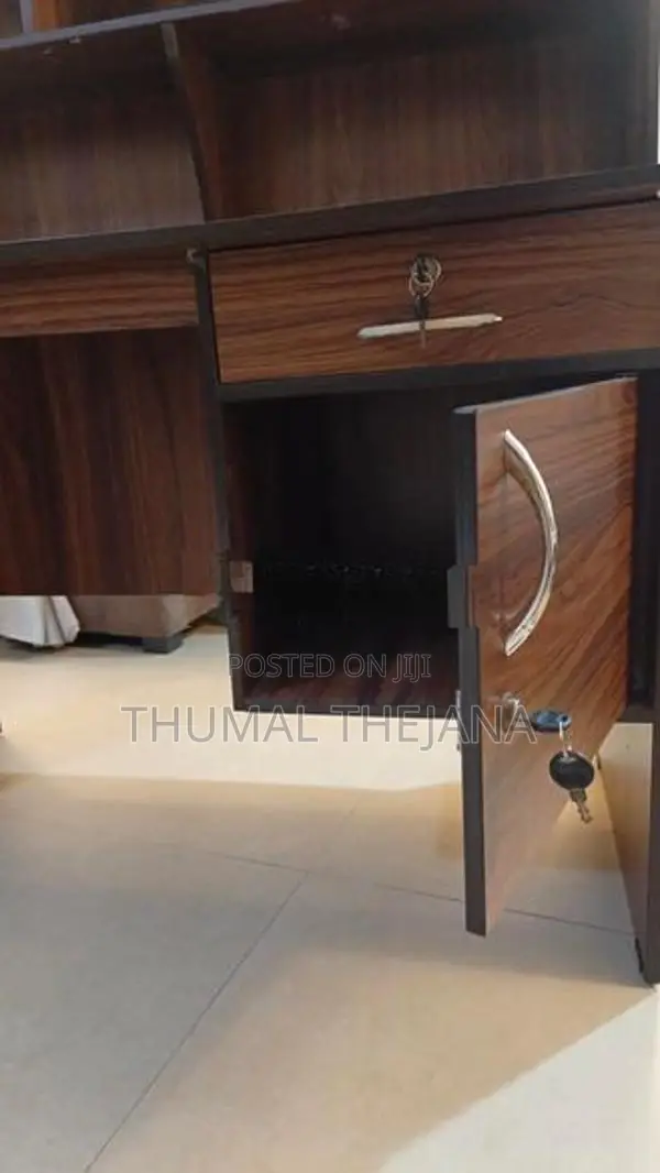 Arpico Study Table Wooden