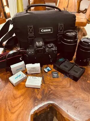 Canon 700D Camera Full Kit