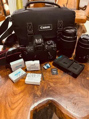 Canon 700D Camera Full Kit