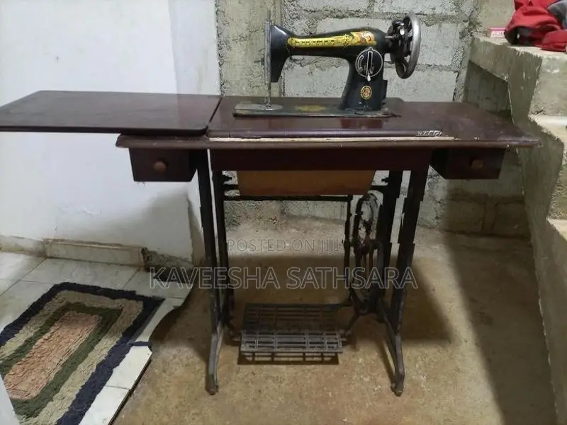 ඔරිජිනල් සිංගර් මහන මැෂිමක්