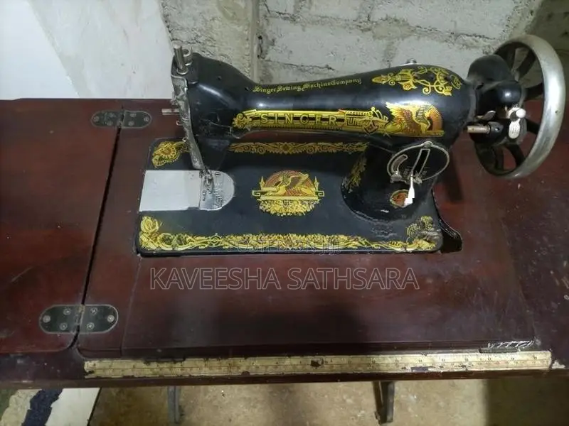 ඔරිජිනල් සිංගර් මහන මැෂිමක්