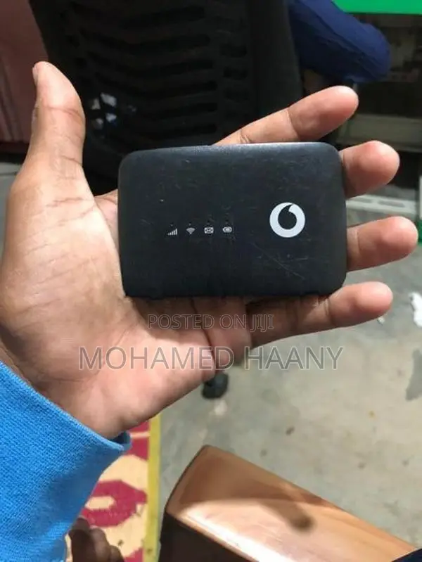 Hand WiFi Router