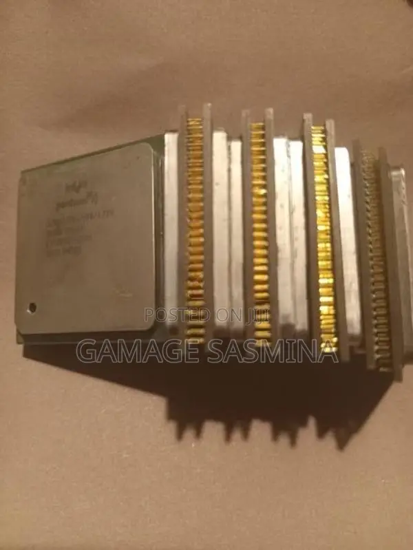 Vintage CPU Processors (Gold Pins)
