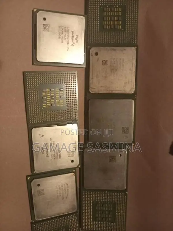 Vintage CPU Processors (Gold Pins)