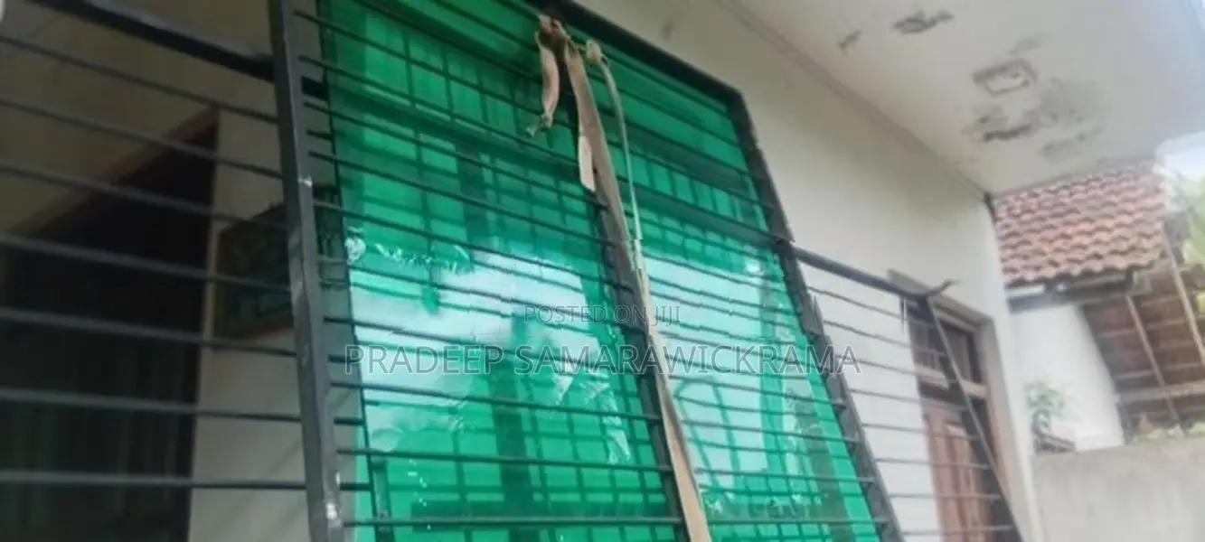 Metal Bar Partitioning